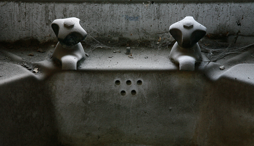 Thirst (Aspect ratio 1,75x1)