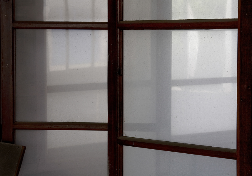 Transparency (Aspect ratio 1,50x1)