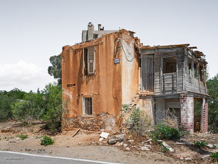 <div></div>